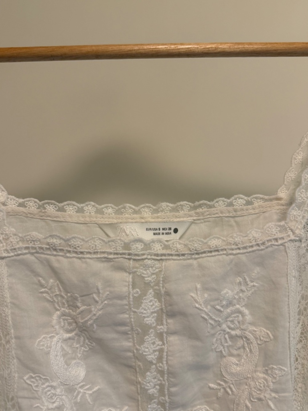 Zara Embroidered Top - Picture 4 of 4